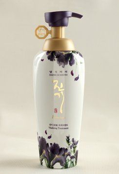 Премиальный регенерирующий кондиционер 500 мл/DAENG GI MEO RI Vitalizing Premium Shampoo, 500ml 453нрго фото